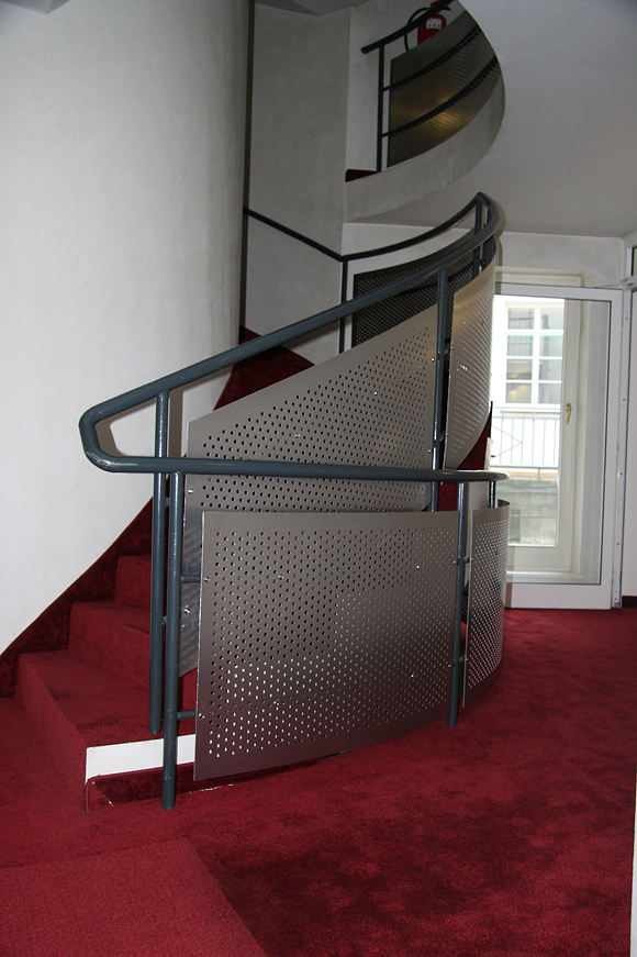 Kompetenzen/Geländer - Metallbau Geiss - Treppengeländer, NH Hotel Weinheim
